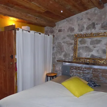 Сasa de vacaciones Maison Dans Jardin Villeseque-des-Corbieres